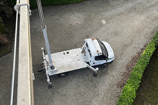 Cherry-Picker-Hire-Company.png<br />
